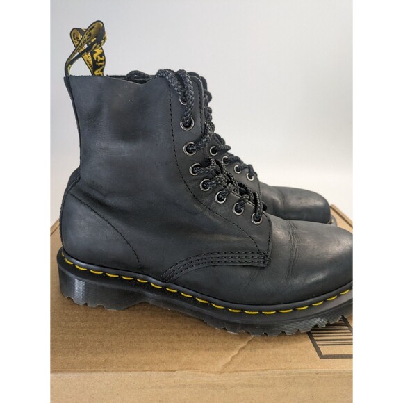 Dr. Martens 1460 Originals 8-Eye, Unisex, Black, Soft Toe, Slip Resistant, 7W/8M main image 2